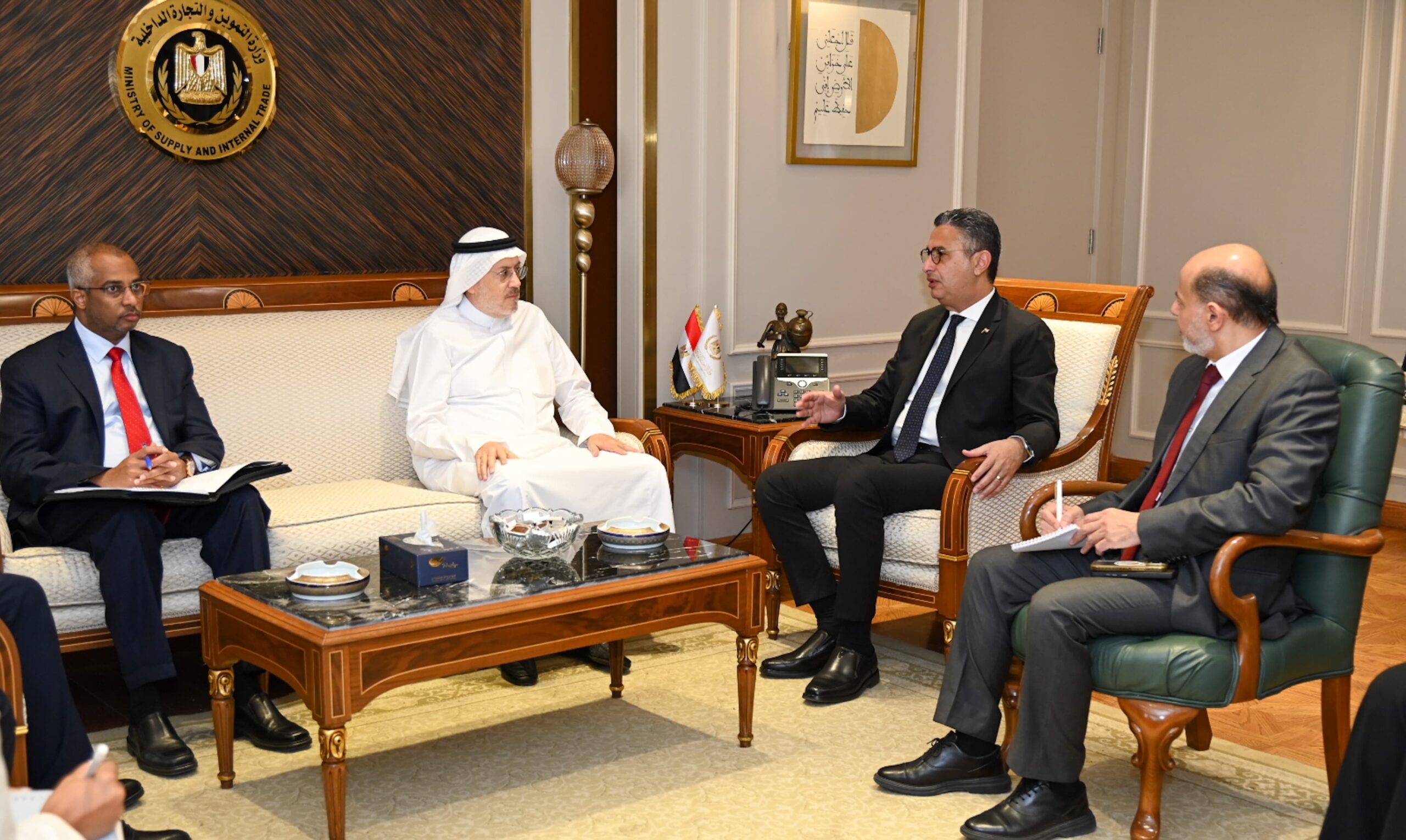 وزير التموين يبحث تعزيز الأمن الغذائي وتمويل التجارة مع المؤسسة الإسلامية الدولية بالقاهرة