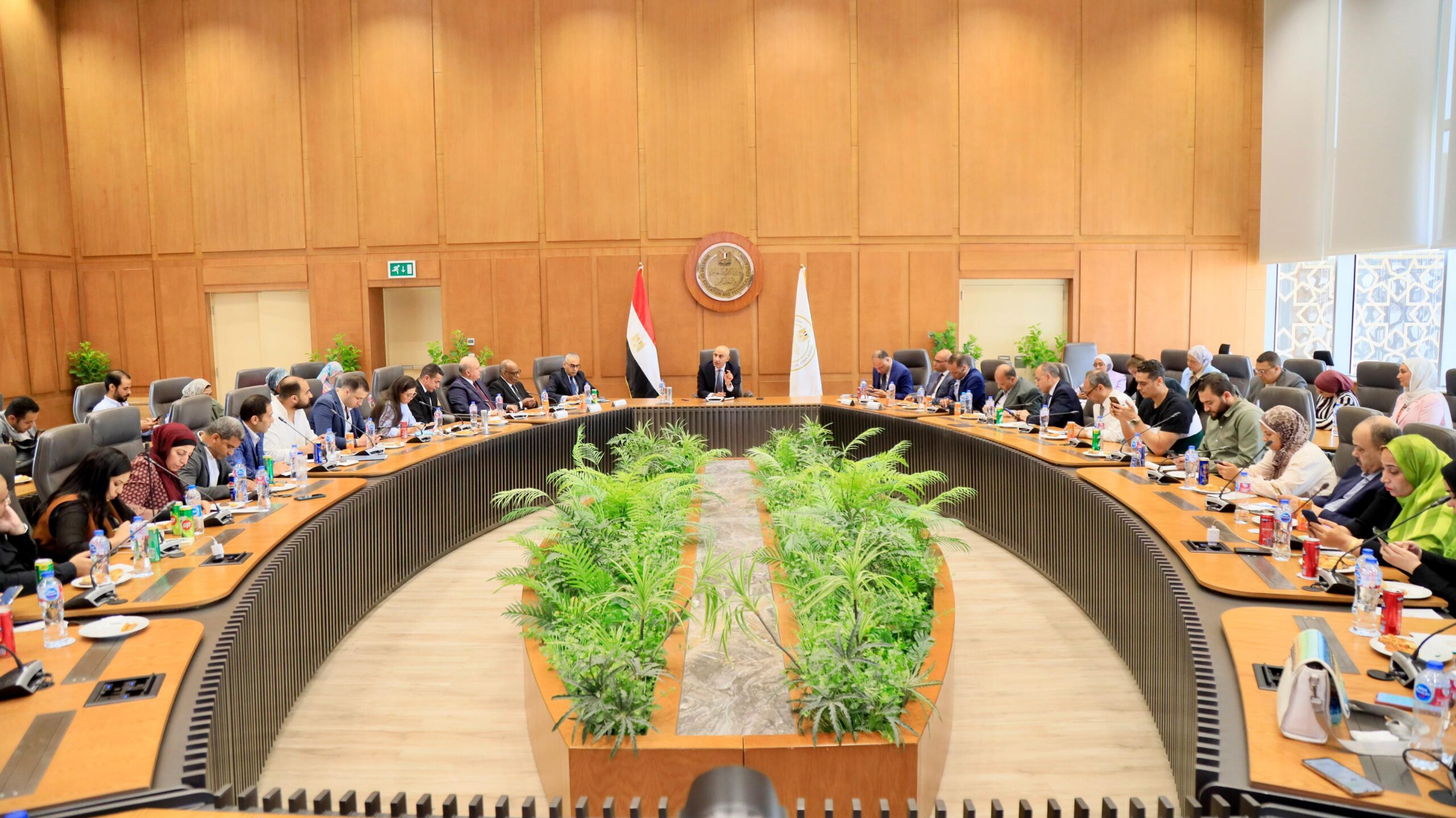 عبداللطيف: لا تهاون مع الغش داخل لجان الثانوية العامة هذا العام