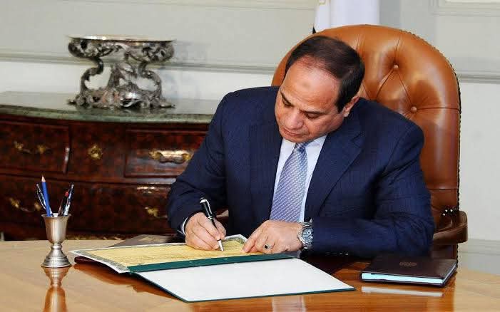 الرئيس السيسي يصدق على تعديلات قوانين مجلسي النواب والشيوخ وتقسيم الدوائر الانتخابية