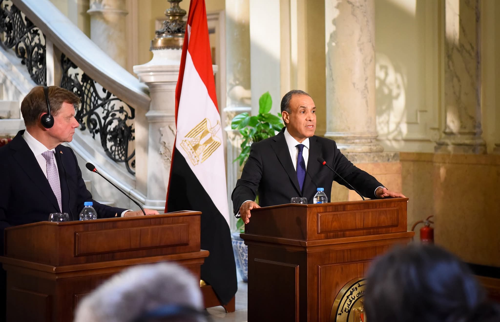 وزير الخارجية يجرى مشاورات سياسية مع نظيره الألمانى