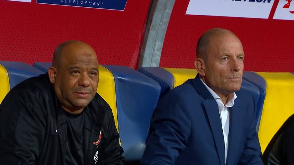 الأهلي يعبر إلى دور المجموعات رغم قرار الطرد الظالم 