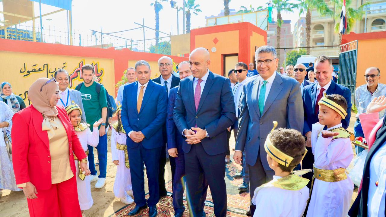 وزير التربية والتعليم ومحافظ الجيزة يفتتحان 3 مدارس جديدة بالمحافظة 