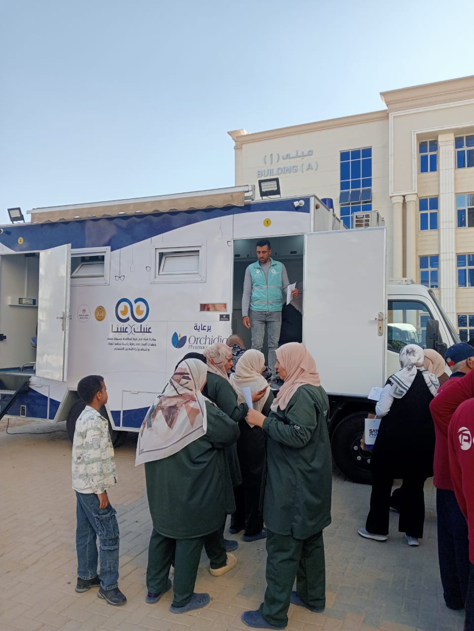 «صناع الخير» تنظم قافلة طبية جديدة ضمن مبادرة «عينيك في عنينا» بالزقازيق