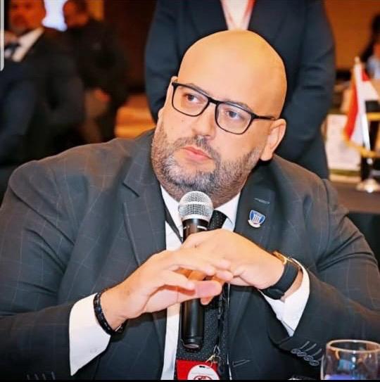 جامعة لندن تختار مصريًا ضمن عشرة من أكبر خبراء العالم لإعداد القاموس الأوروبي للإدارة