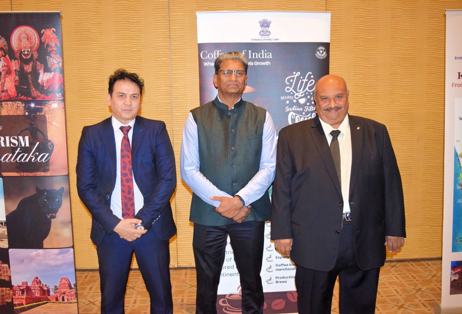 مباحثات مصرية هندية لتطوير العلاقات التجارية بين مصر والهند وتشجيع الاستثمارات المشتركة في قطاع البن