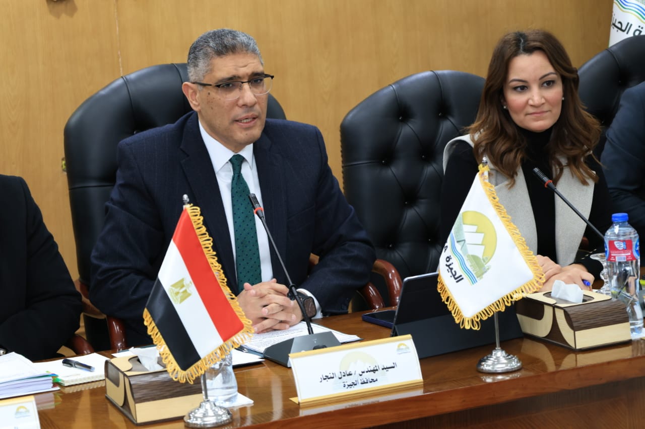 محافظ الجيزة يوجّه برفع درجة الاستعداد القصوى وتجهيز مخرات السيول للتعامل مع تقلبات وهطول الأمطار