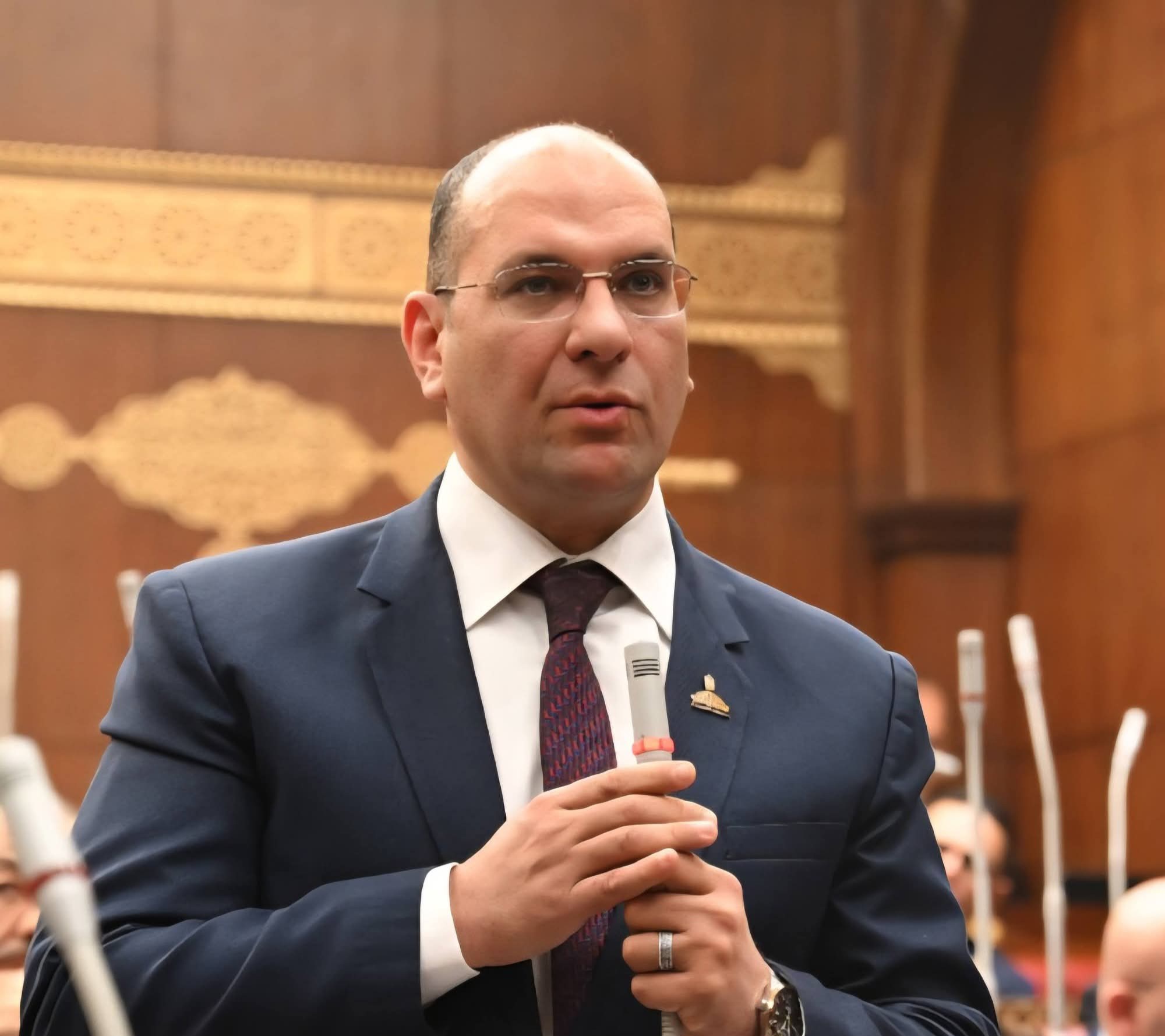 النائب أحمد إدريس: زيادة أسعار البنزين بعد حزمة