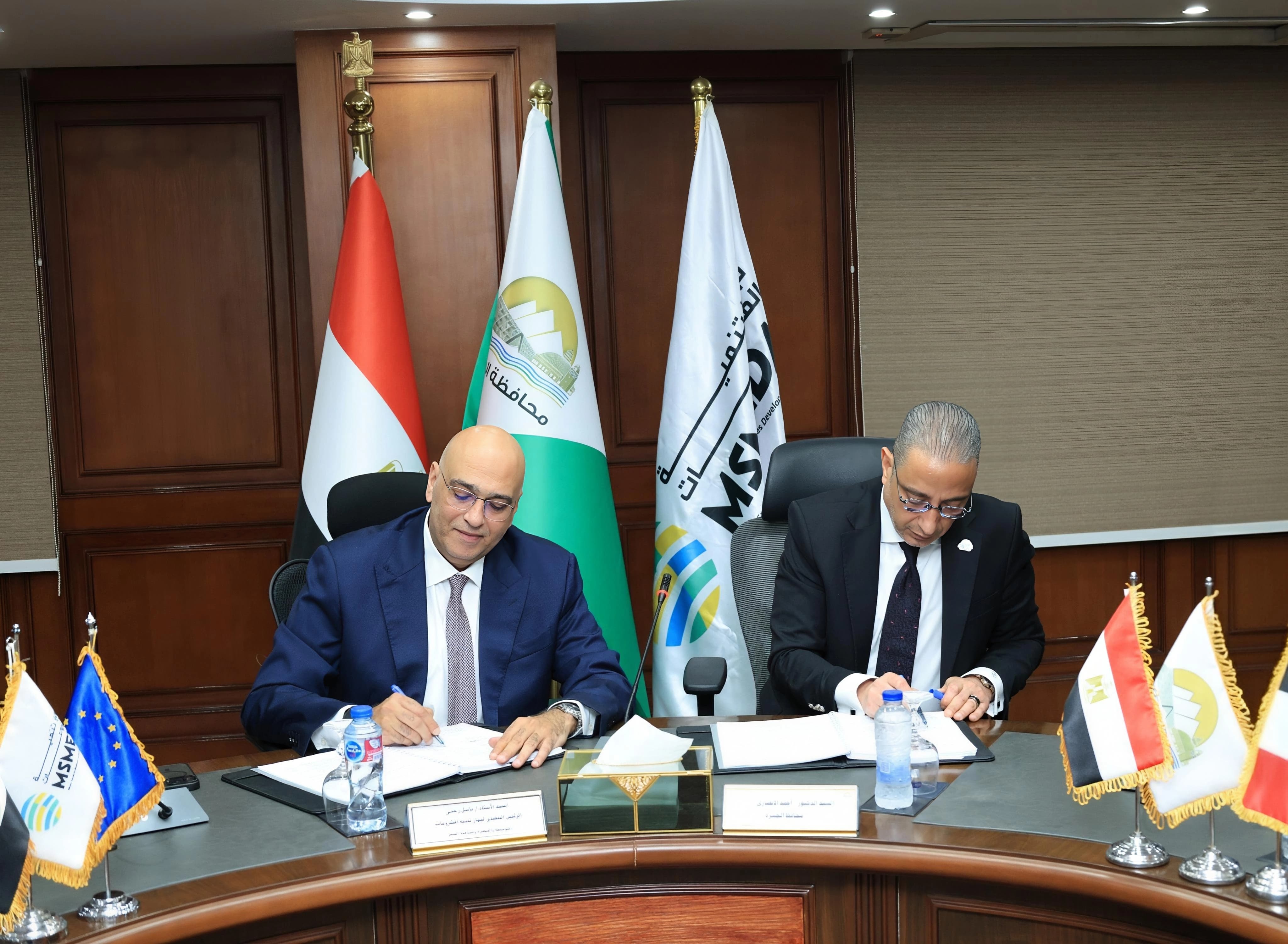 محافظة الجيزة توقّع بروتوكول تعاون مع جهاز تنمية المشروعات لتطوير منطقة ميت عقبة ( 5) بحي العجوزة 