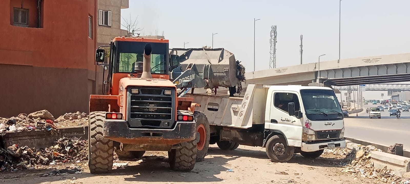 محافظ الجيزة يتفقد عددًا من القطاعات بالهرم والعمرانية والطالبية وجنوب الجيزة