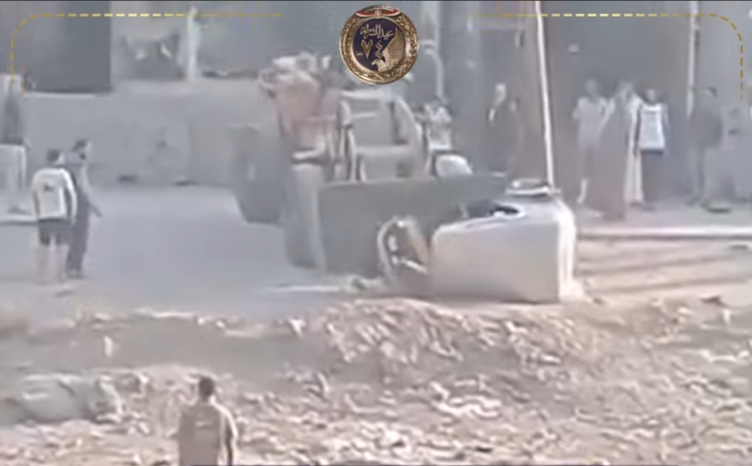 الداخلية تكشف حقيقة فيديو اصطدام لودر بتوك توك وتضبط المتهمين